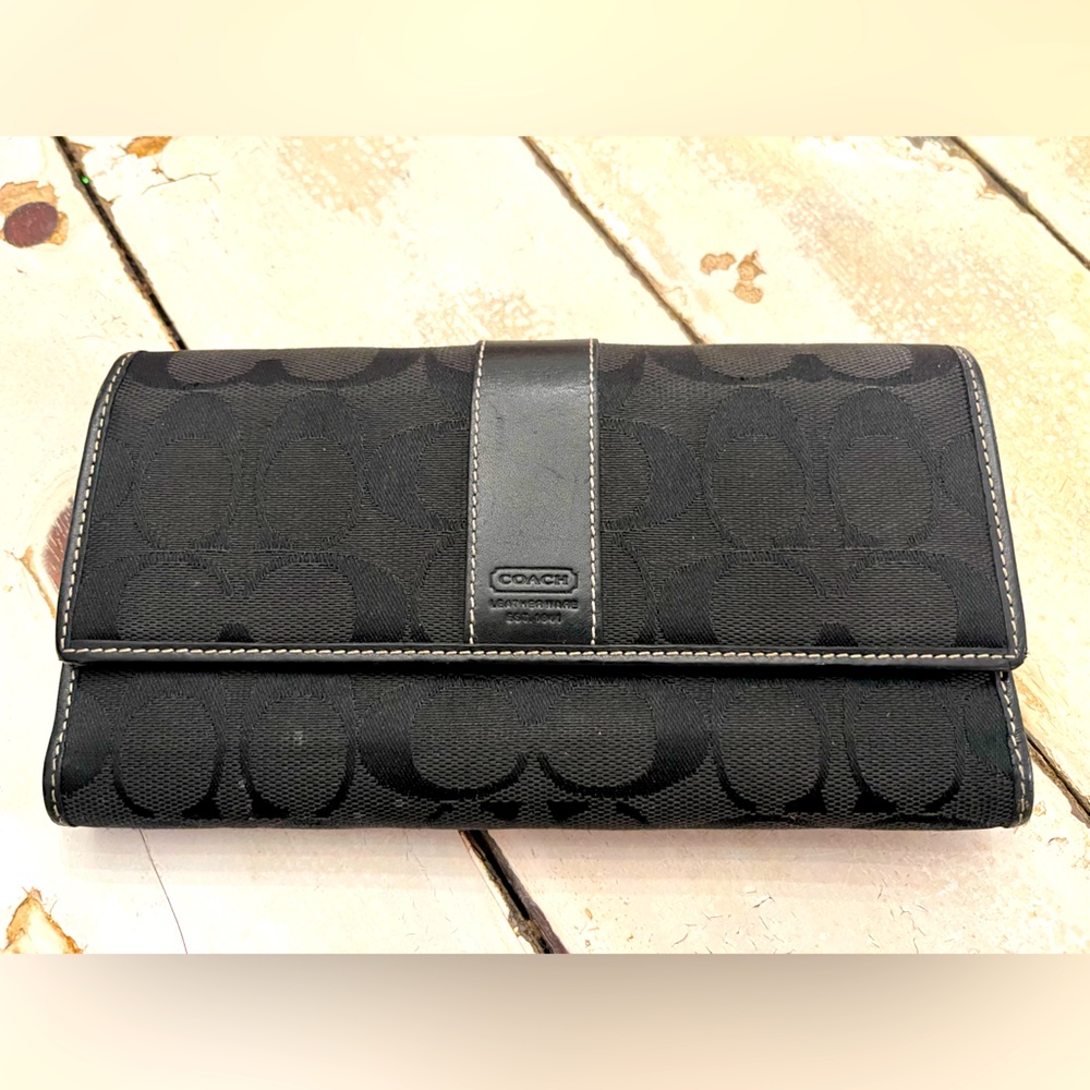 Coach Wallet - Black - NO Checkbook Wallet -